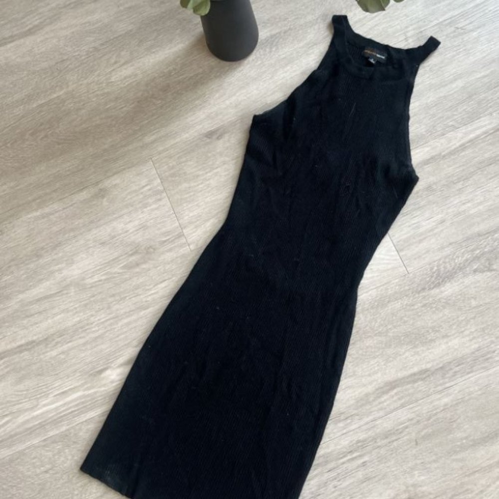 Black Keyhole Back Dress